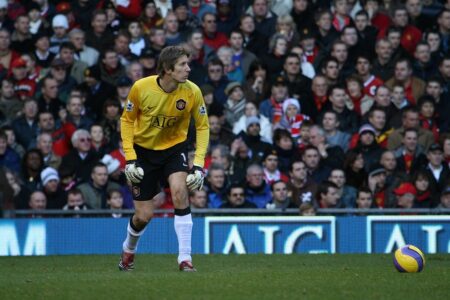 edwin van der sar w meczu manchesteru united