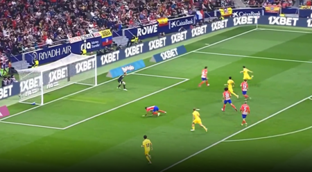 Robert Lewandowski vs Atletico