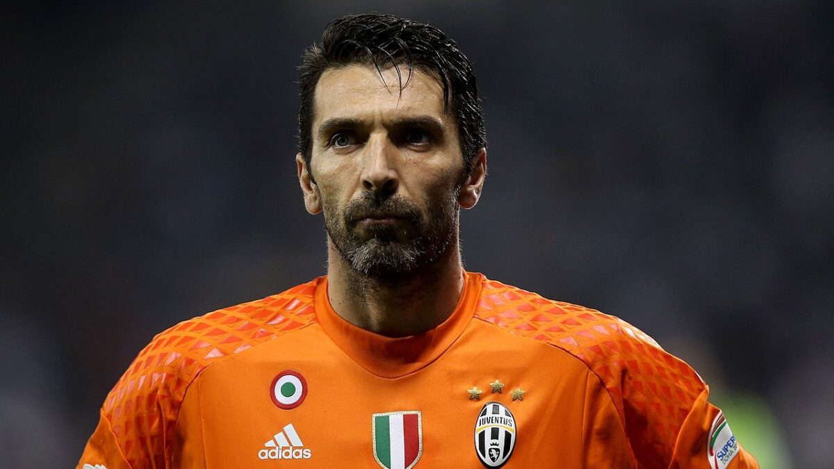 Buffon wybrał między Messim a Ronaldo. „Jest bardziej kompletny” Gianluigi_Buffon_(31784615942)