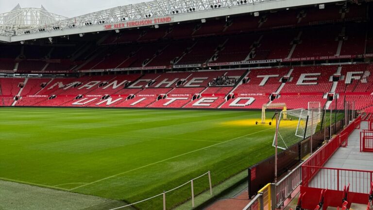 Stadion Manchesteru United (Old Trafford)