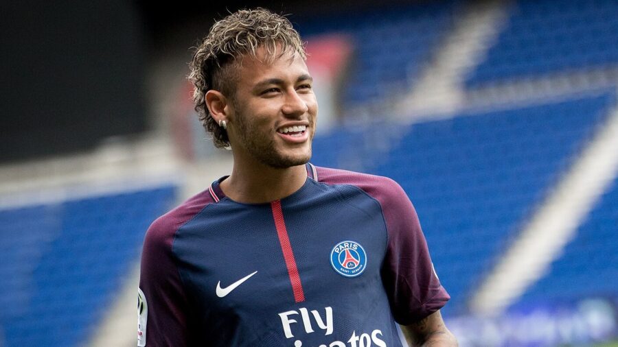 Neymar - prezentacja w PSG